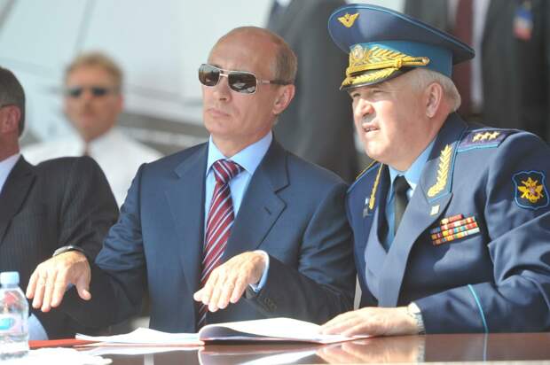 Два генерала: Попов и Чиркин. Аресты командующих с разницей в 11 лет – Что происходит в Минобороны?
