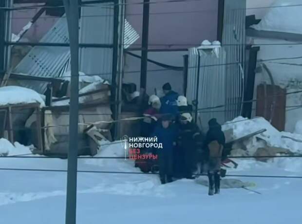 Аварийное здание, где обрушилась крыша, планировали снести в Сормове