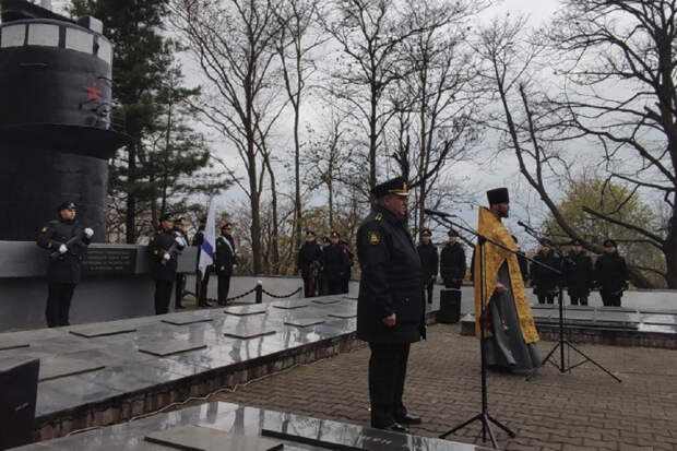 На Тихоокеанском флоте почтили память экипажа дизельной подводной лодки «С-178»
