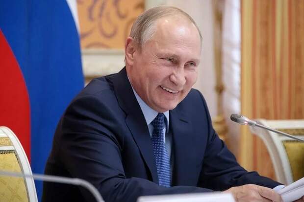 Макрон заявил, что Путин мечтает «демонтировать» Евросоюз