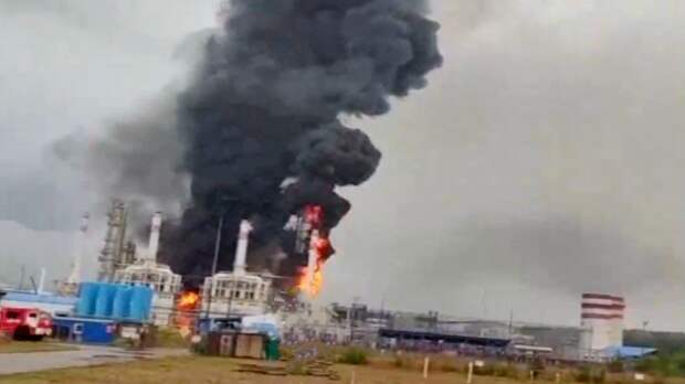 «Укрепляем энергетику – бьём по нефтянке!» – в Киеве отвели России на СВО ещё три зимы