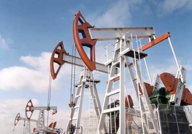Добыча нефти в РФ во второй половине 2022-го вырастет