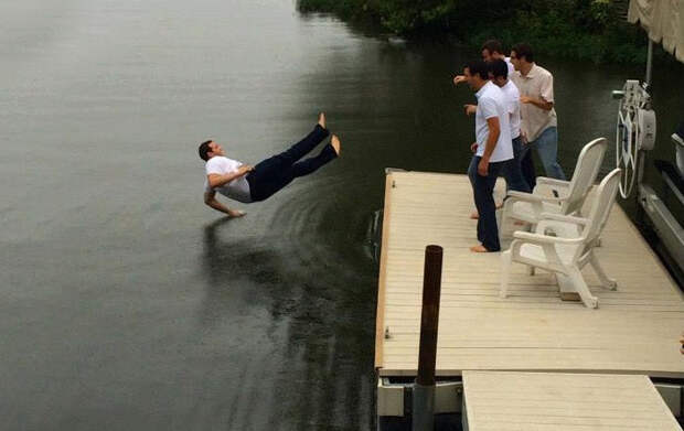 15. Брейк-данс на воде 15. Брейк-данс на воде момент, фотография