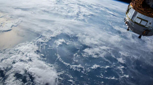 Сведение МКС с орбиты обсудят "Роскосмос" и НАСА в течение года