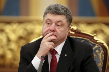 Макдональд считает, что Порошенко «попал в яму» под влиянием олигархов Макдональд считает, что Порошенко «попал в яму» под влиянием олигархов