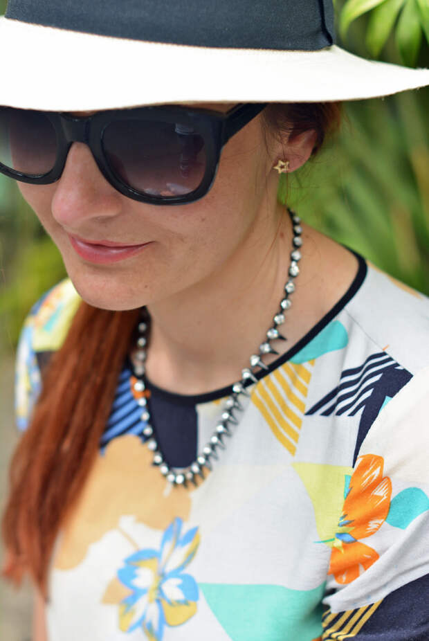 Summer style | Multi-coloured patterned top, Panama hat