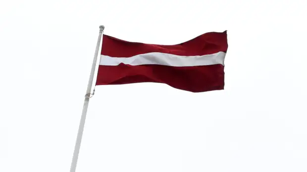 В Латвии ограничили использование воздушного пространства из-за дрона