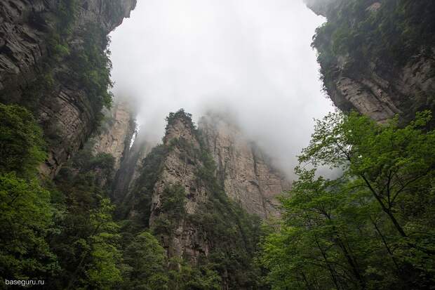 Прыжки со скал Аватара Tianmen01 Прыжки со скал Аватара