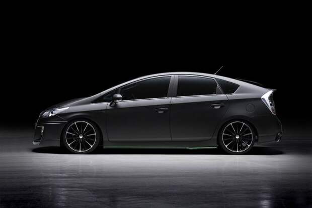 Тюнеры из Wald International преукрасили Toyota Prius Mk3 (15 фото) Тюнеры из Wald International преукрасили Toyota Prius Mk3 (15 фото)