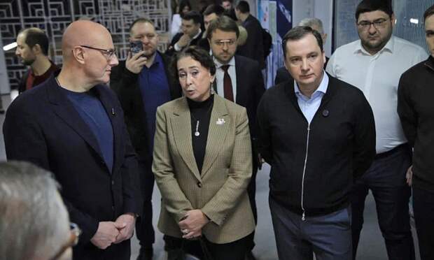 Вице-премьер РФ проинспектировал ход строительства арктического кампуса в Архангельске