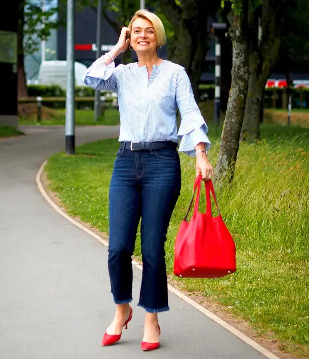 Укороченные джинсы для женщин 40 лет: лучшие фасоны и 15 стильных образов