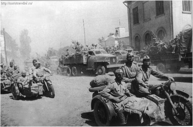 фотография военного мотоцикла второй мировой войны