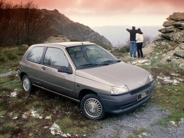 1991 - Renault Clio авто, история