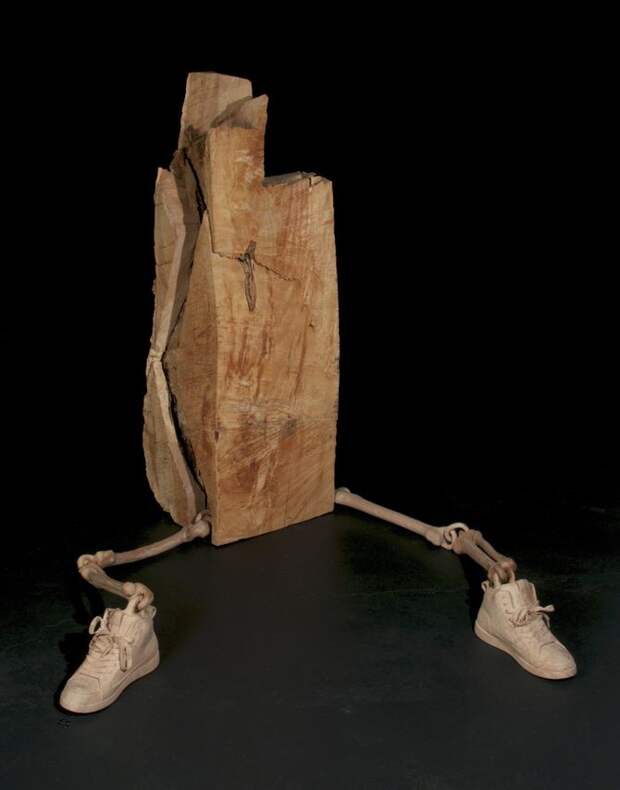 Этот скульптор сделал дерево податливым, как пластилин