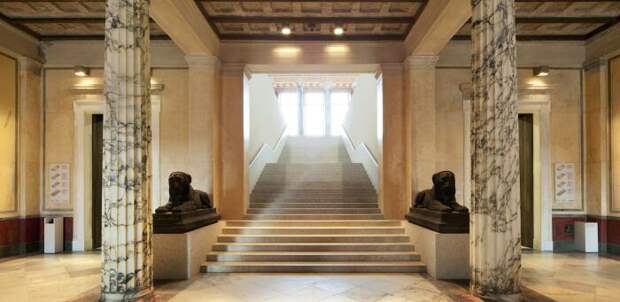 Интерьер музея Neues. \ Фото: smb.museum.