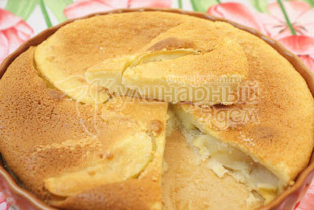 Вкусный пирог с яблоками