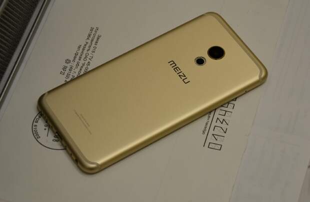 Meizu Pro 6 сзади