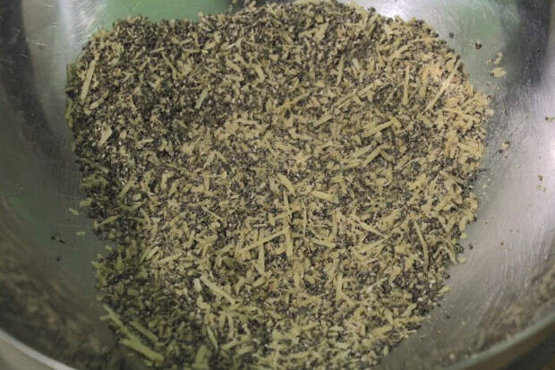 Гриссини из чиа с сыром