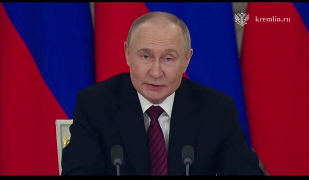 Путин предложил перейти к прямым мирным переговорам с Украиной