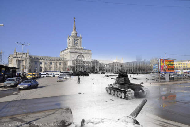 Советские танки Т-34 у вокзала