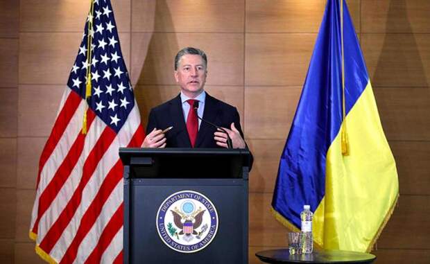 На фото: cпециальный представитель Госдепартамента США по Украине Курт Волкер во время брифинга в Киеве, 27 июля 2019 года