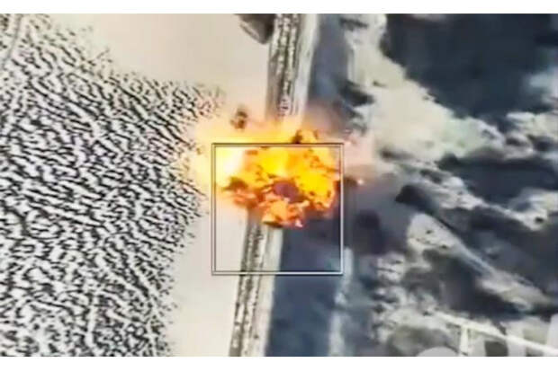 На Константиновку полетели ФАБ-3000: Так жестко врага еще не утюжили, разбит мост, детонируют склады