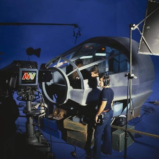 Awesome Behind The Scenes Photos From Old Movies (20)