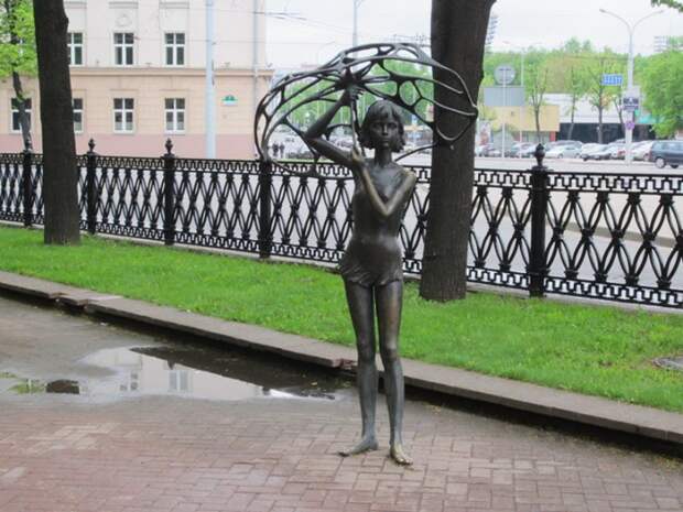памятник погибшим детям