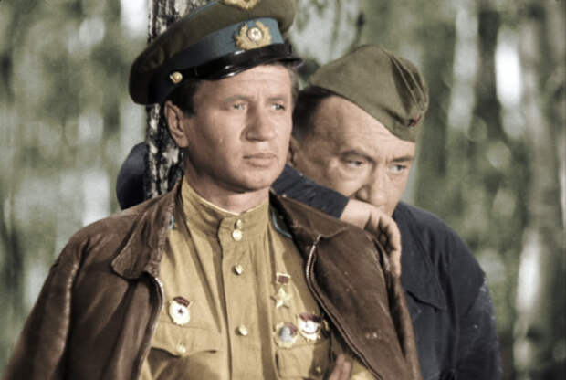 Кадр из фильма «В бой идут одни старики», 1974 год Кадр из фильма «В бой идут одни старики», 1974 год