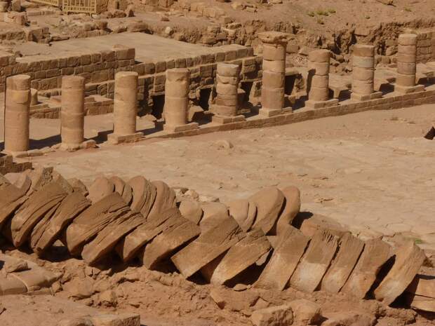 Haaretz: древняя могила с кровавым проклятием найдена в Израиле