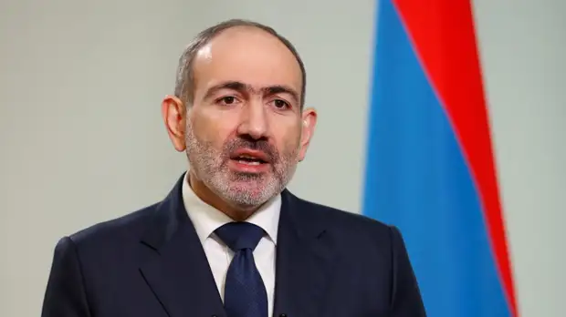 Пашинян прибыл в Сочи на встречу с Путиным и Алиевым