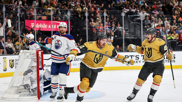 «Вегас» уступил «Эдмонтону» в матче НХЛ, на счету Барбашёва два очка
