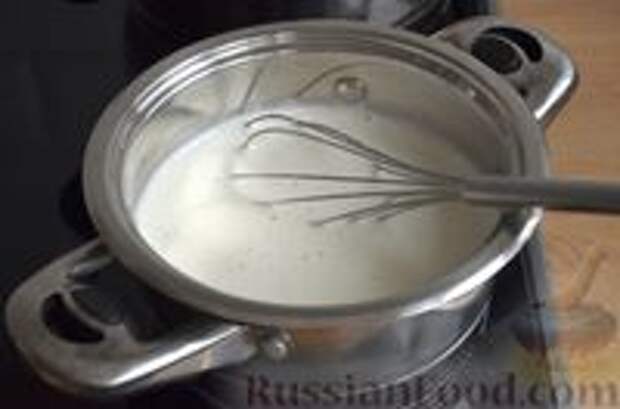 Фото приготовления рецепта: Творожный торт с заварным кремом (на сковороде) - шаг №16