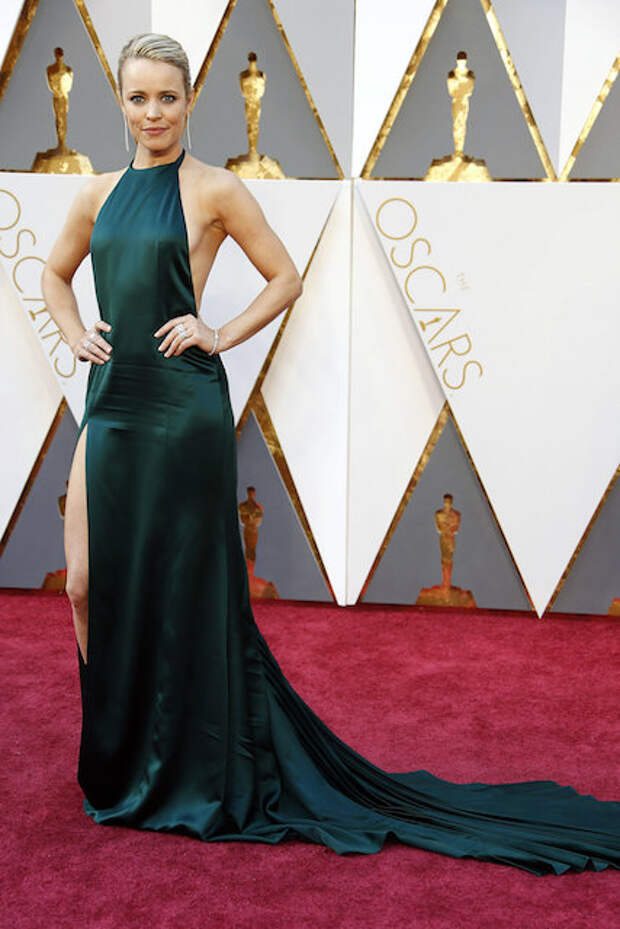 oscars-red-carpet-2087-rachel-mcadams-superJumbo-v2