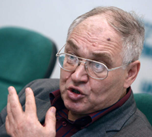 Лев Гудков