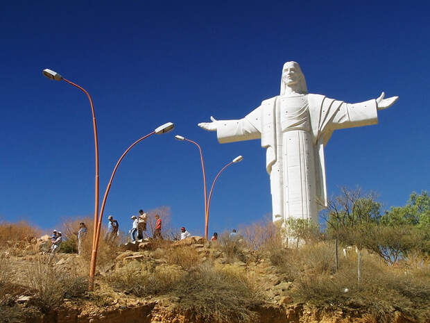 Статуя Иисуса и заповедники Кочабамбы, Боливия, Южная Америка