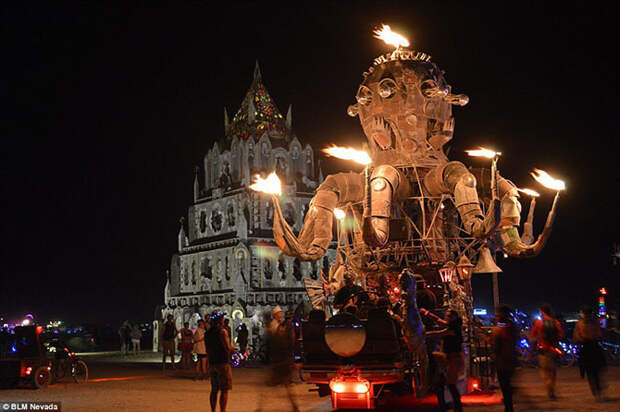 Фестиваль Burning Man 2015 в подробностях