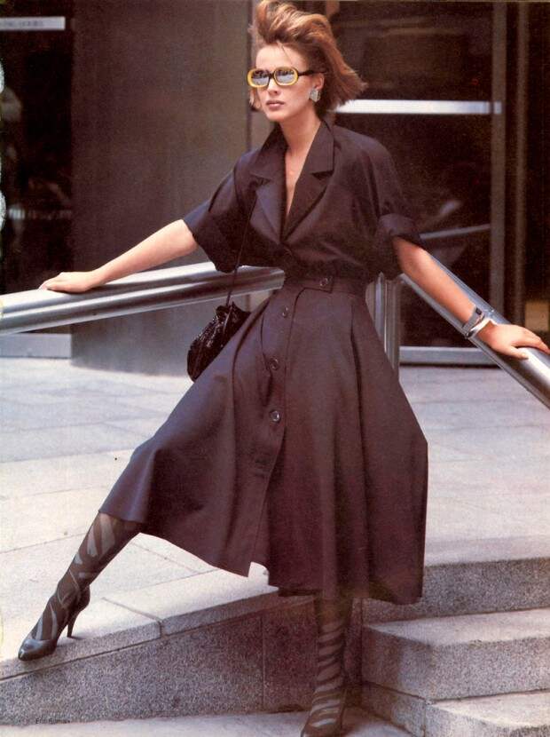 vogue-us-november-1983-shirtdress