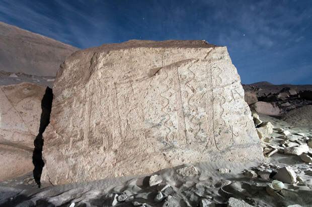 CAJ: 2100-летние петроглифы в Перу изображают видения под действием психоделиков