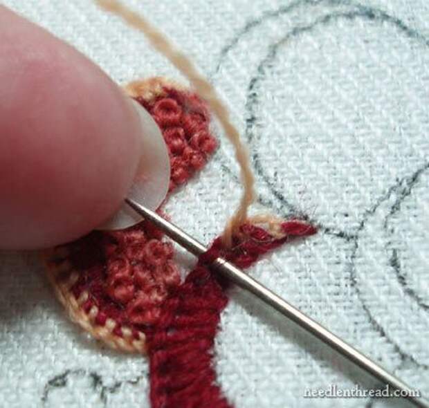 Crewel Embroidery Flower Tutorial: 