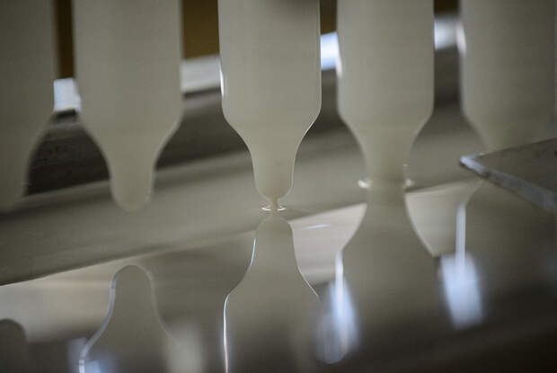 Амазонская фабрика любви: Фоторепортаж из единственного в мире этичного производства презервативов