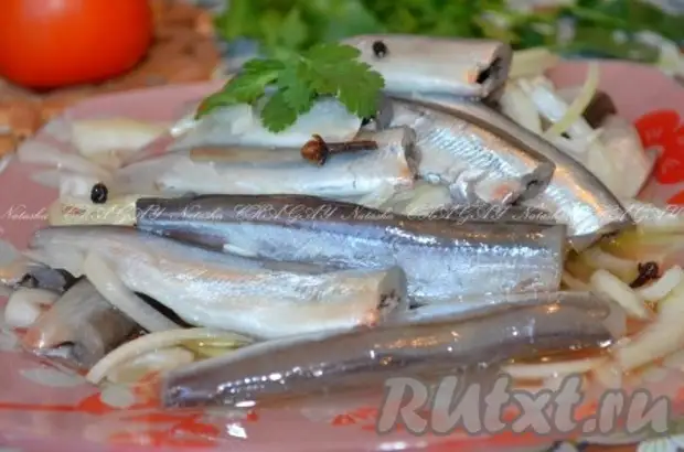 Маринованная мойва в домашних условиях
