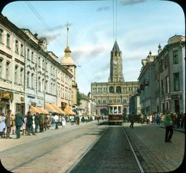 Редчайшие снимки Москвы 1931 года в цвете (77 фото)