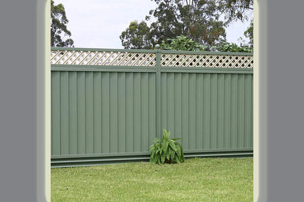 Профнастил, несмотря на то, что сегодня имеется много различных материалов для изготовления заборов, по-прежнему остается самым востребованным.-10