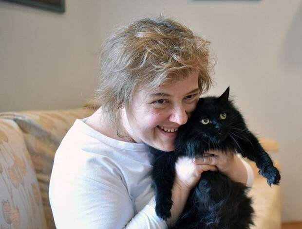 Вице-консул Генерального консульства Германии в Новосибирске спасает кошек