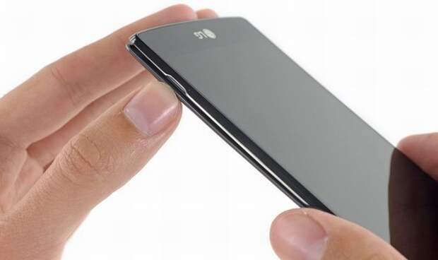 смартфон LG G4