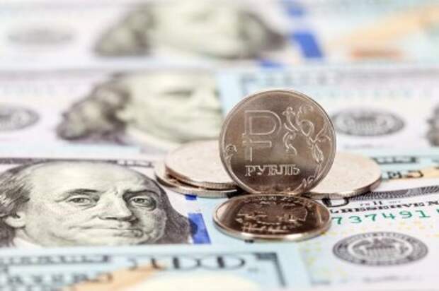 Курс валют на 17 октября: «взлёт» рубля и краткосрочная паника на ММВБ