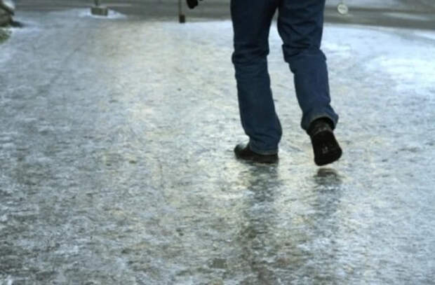 Экономических агентов и управляющих недвижимостью призывают борьбе с гололедом