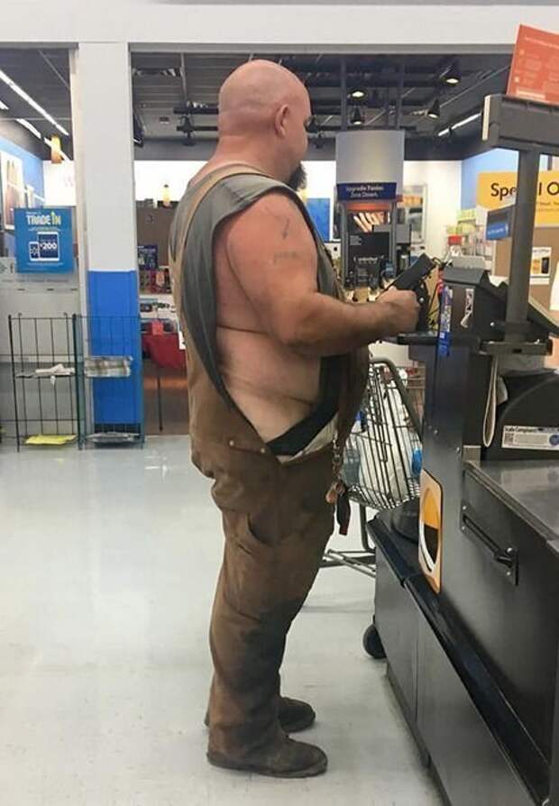 Walmart научит вас, как правильно наряжаться для похода в магазин Walmart научит вас, как правильно наряжаться для похода в магазин