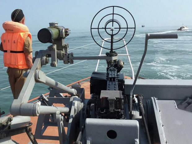 Россия продолжила давление на Украину в Азовском море